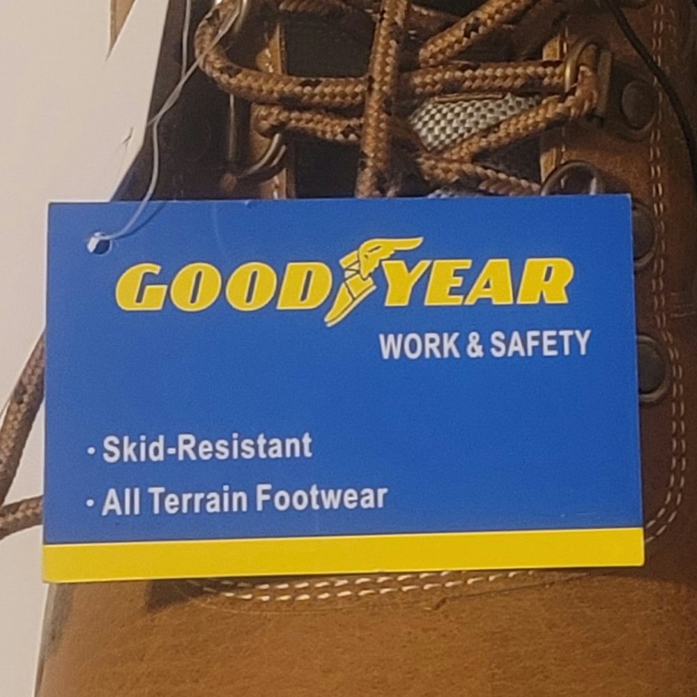 GoodYear - Picture 4 of 4